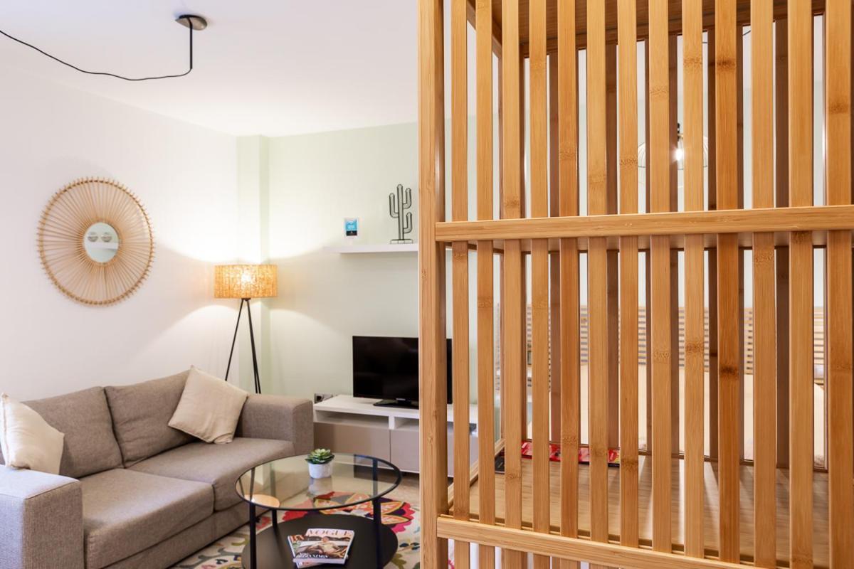 Teatro Suites Malaga City Flat Екстер'єр фото